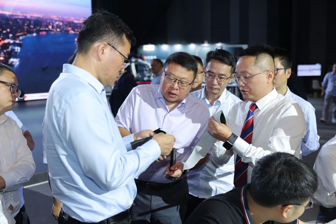 17084078887072174q16.jpg 17084078887072174q16.jpg